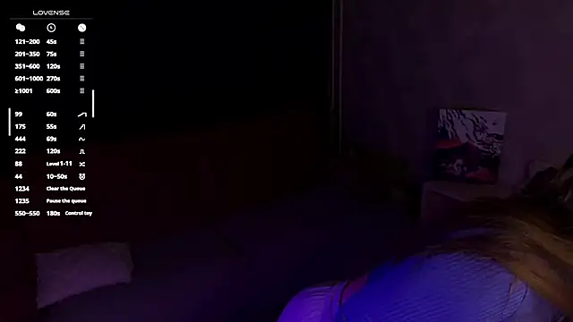 StephanieeMiller online show from October 3, 12:29 am