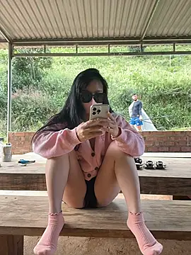 helen-my online show from November 29, 2:14 am