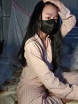 Helen-Tran online show from February 14, 2:41 am