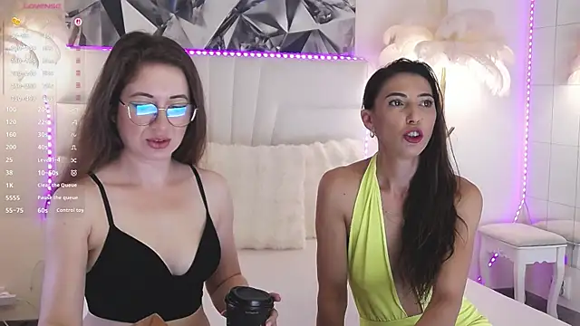JennaClover online show from July 3, 4:41 am