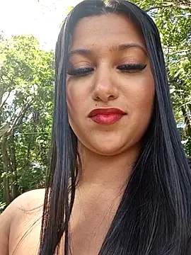 Snapshot of graziele00 chatting on May 12, 4:48 pm graziele00 online show from May 12, 4:48 pm