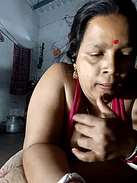 Snapshot of reya743 chatting on September 25, 5:44 am reya743 online show from September 25, 5:44 am