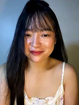 Snapshot of Be_xinh chatting on October 12, 3:11 pm Be xinh online show from October 12, 3:11 pm