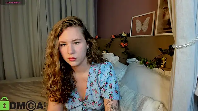 Elsie Cutties online show from September 26, 12:03 am