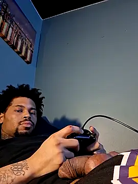 Snapshot of Painstickwes chatting on February 5, 2:05 am Painstickwes online show from February 5, 2:05 am