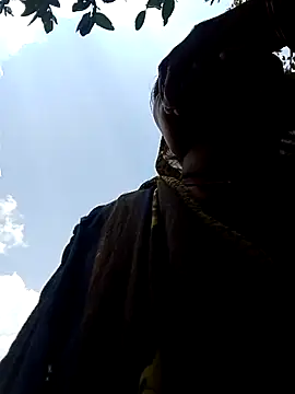 Pooja6060 online show from October 5, 6:01 am