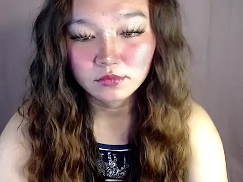 Eyes-on-me online show from November 3, 12:57 am