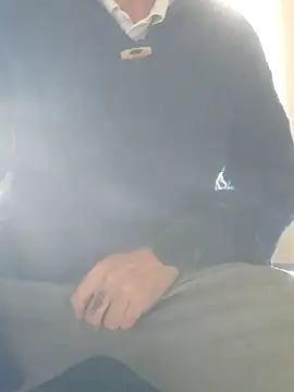 Snapshot of fantastiklover76113 chatting on September 29, 11:04 am fantastiklover76113 online show from September 29, 11:04 am