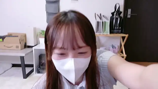 Snapshot of saku_sakura_ chatting on October 8, 12:25 pm saku sakura  online show from October 8, 12:25 pm