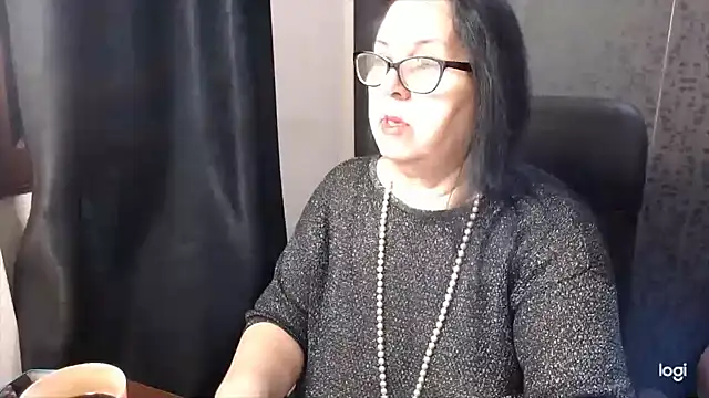 MissSanjanne online show from November 18, 1:22 am