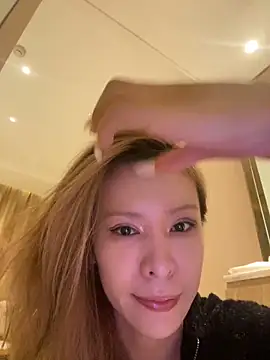 Snapshot of miumiu-66 chatting on October 19, 1:23 pm miumiu-66 online show from October 19, 1:23 pm