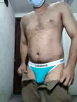 Snapshot of malludreamer chatting on October 20, 3:45 pm malludreamer online show from October 20, 3:45 pm