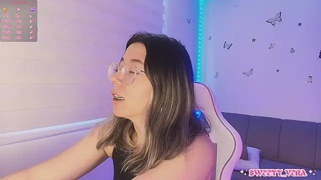 sweettvera online show from April 10, 12:32 pm