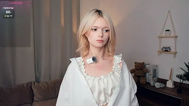 LaureMestler online show from February 9, 11:47 am