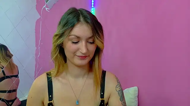 Anaayss  online show from November 6, 5:08 am