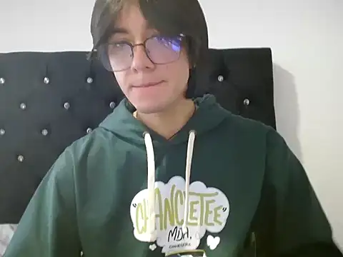 Matti Mendez  online show from June 22, 1:30 pm