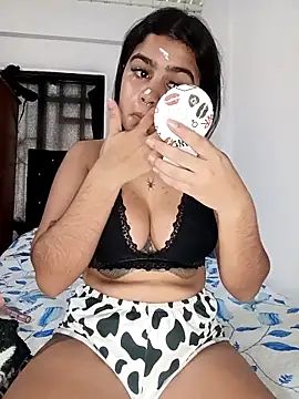 Snapshot of Sashalana chatting on October 2, 12:45 pm Sashalana online show from October 2, 12:45 pm