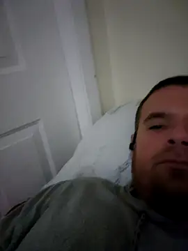 Snapshot of FIREMAN954 chatting on November 8, 8:36 am FIREMAN954 online show from November 8, 8:36 am