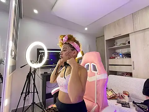 Gaby 002 online show from October 31, 11:33 am