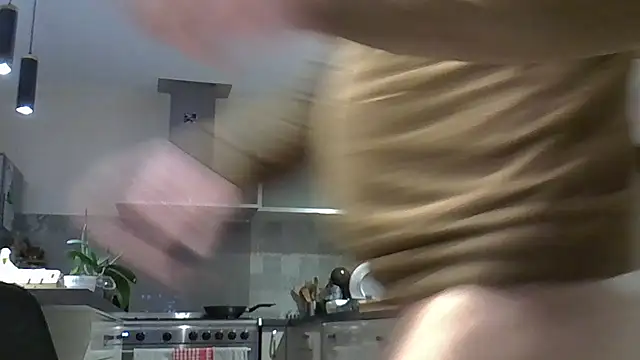 Roccobis online show from November 29, 6:00 pm