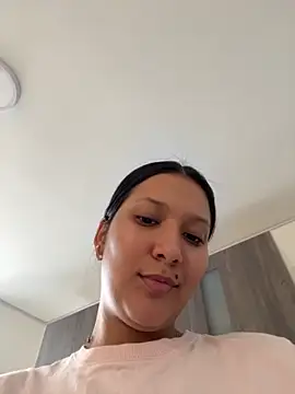 IsabellaJoness  online show from October 16, 12:06 pm