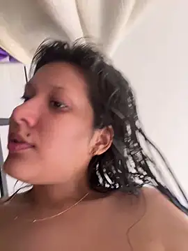 IsabellaJoness  online show from December 18, 8:04 pm