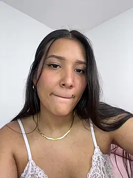 IsabellaJoness  online show from January 17, 8:34 pm