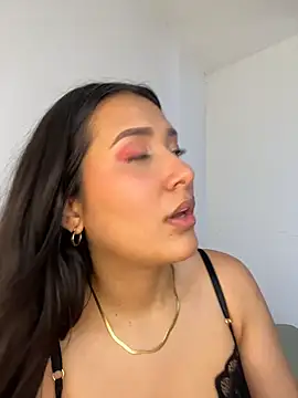 IsabellaJoness  online show from February 22, 8:07 pm