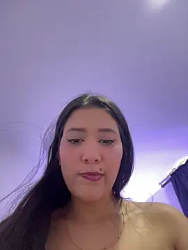 IsabellaJoness  online show from April 14, 8:26 pm