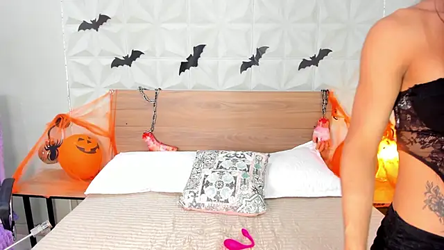 ValeryTrans  online show from October 25, 1:40 pm