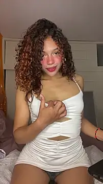 PrettyLia online show from October 26, 8:48 pm