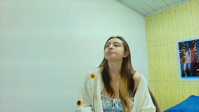 lala clark online show from January 14, 8:25 pm