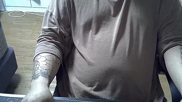 Snapshot of CAOSLOAD chatting on January 15, 5:05 pm CAOSLOAD online show from January 15, 5:05 pm