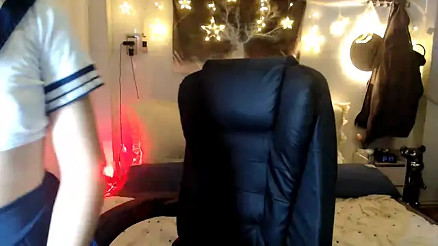 EllieYoon online show from October 4, 12:14 pm