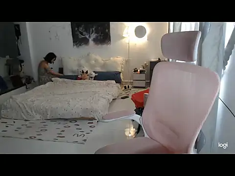 EllieYoon online show from January 18, 4:49 am