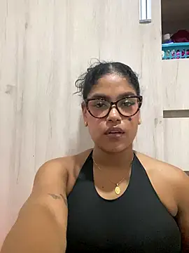 miiabrown18 online show from November 9, 1:59 am