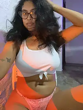 miiabrown18 online show from July 12, 12:01 am