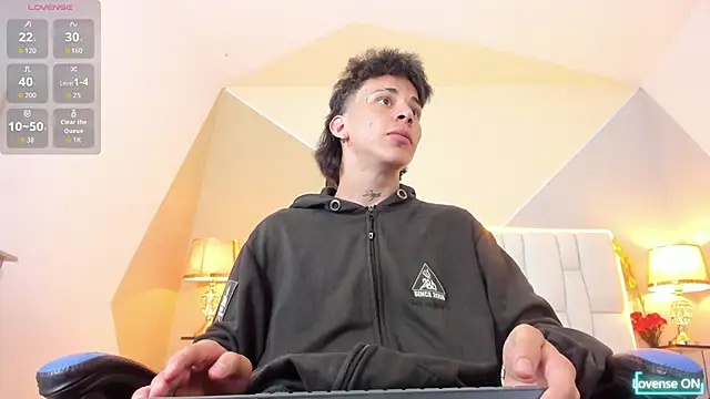 iammariano online show from September 23, 4:04 am