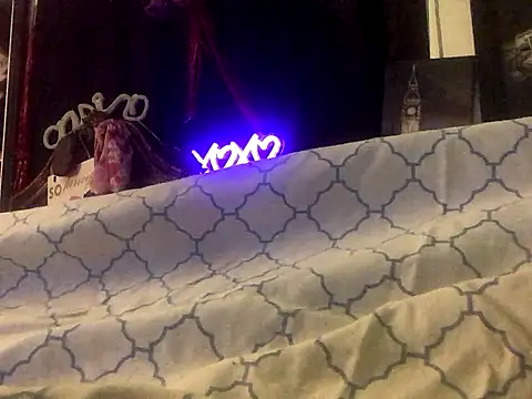 blondebarbiebae online show from October 28, 8:07 am