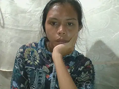 Kim25xxxx online show from November 18, 12:31 pm