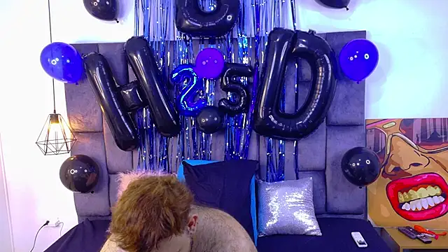 big bearr online show from October 5, 12:09 am