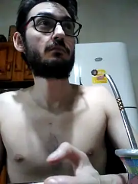 Fefede97  online show from November 16, 6:30 am