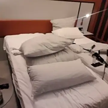 Daniel85Schlam online show from April 7, 1:28 am