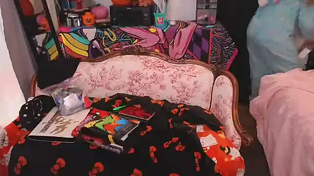 xofrankiefinexo online show from October 12, 7:24 pm