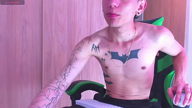 Skinny batman online show from October 21, 3:13 pm