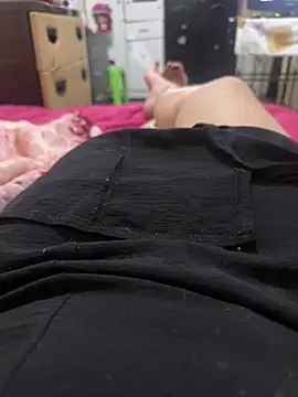 Snapshot of Laila-sexi chatting on October 21, 6:58 am Laila-sexi online show from October 21, 6:58 am