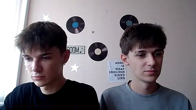 Snapshot of Hoot_Dude_ chatting on October 1, 11:05 am Hoot Dude  online show from October 1, 11:05 am