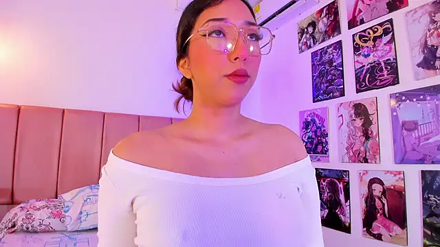 emily  walker online show from December 23, 4:10 am