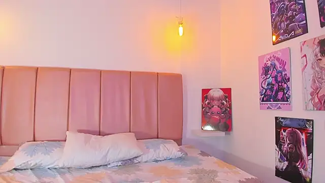 emily  walker online show from January 19, 4:05 am