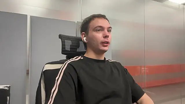 Snapshot of apachai_test chatting on March 19, 8:51 am apachai test online show from March 19, 8:51 am